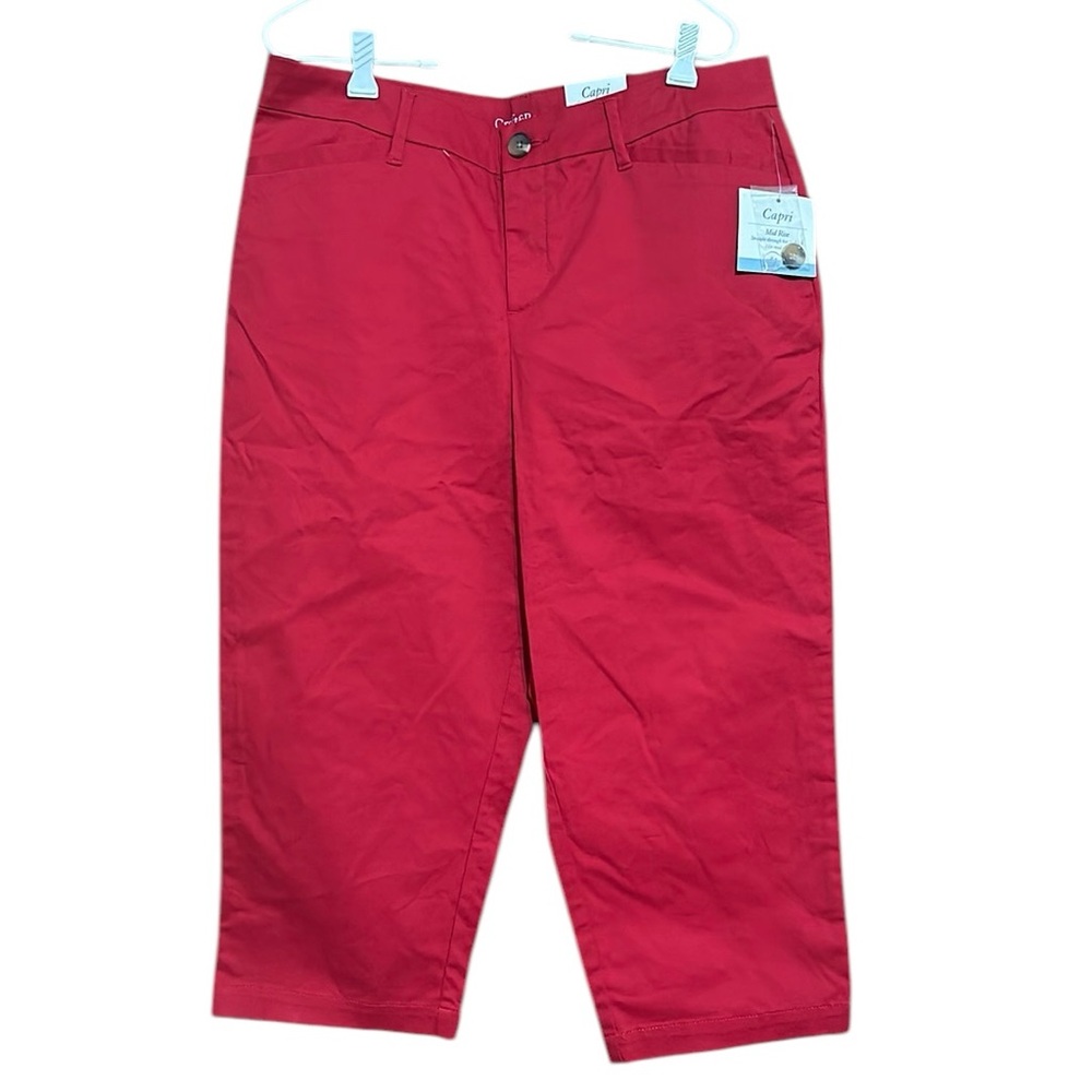 Croft & Barrow Women’s Mid-Rise Capri Pants